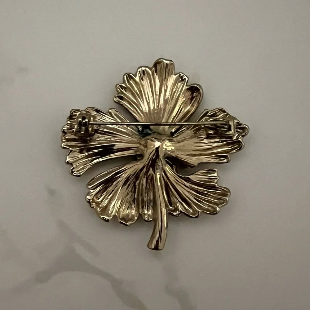 Vintage Gold Rhinestone Flower Brooch Pin